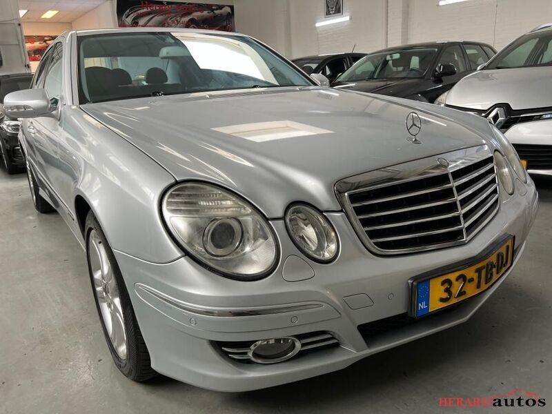 Gebraucht Mercedes E280 Avantgarde 231 PS (169 kW) 2006 Grau Limousine