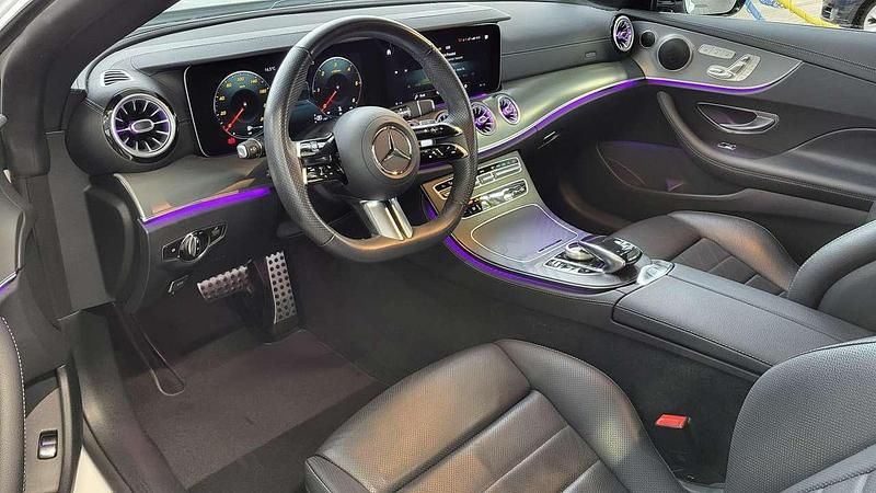 Gebraucht Mercedes E220 Edition 194 PS (142 kW) 2023 Cabrio