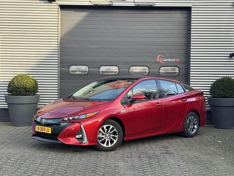 Rot Gebraucht 2019 Toyota Prius Executive Limousine | 19.900 € (Fairer Preis) - Bild 1/4