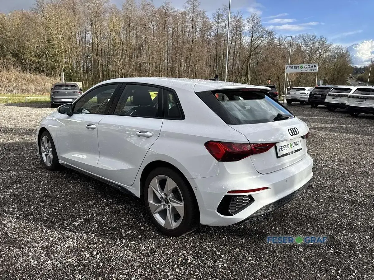 Brugt Audi A3 Ambiente 150 HK (110 kW) 2024 Hvid Sedan