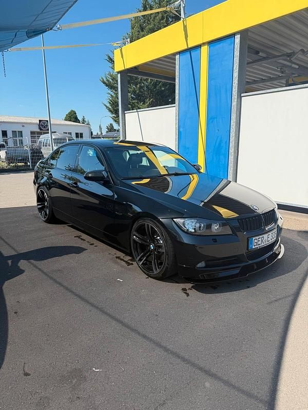 Schwarz Gebraucht 2008 BMW 335 Performance Limousine | 14.800 € (Fairer Preis) - Bild 1/4