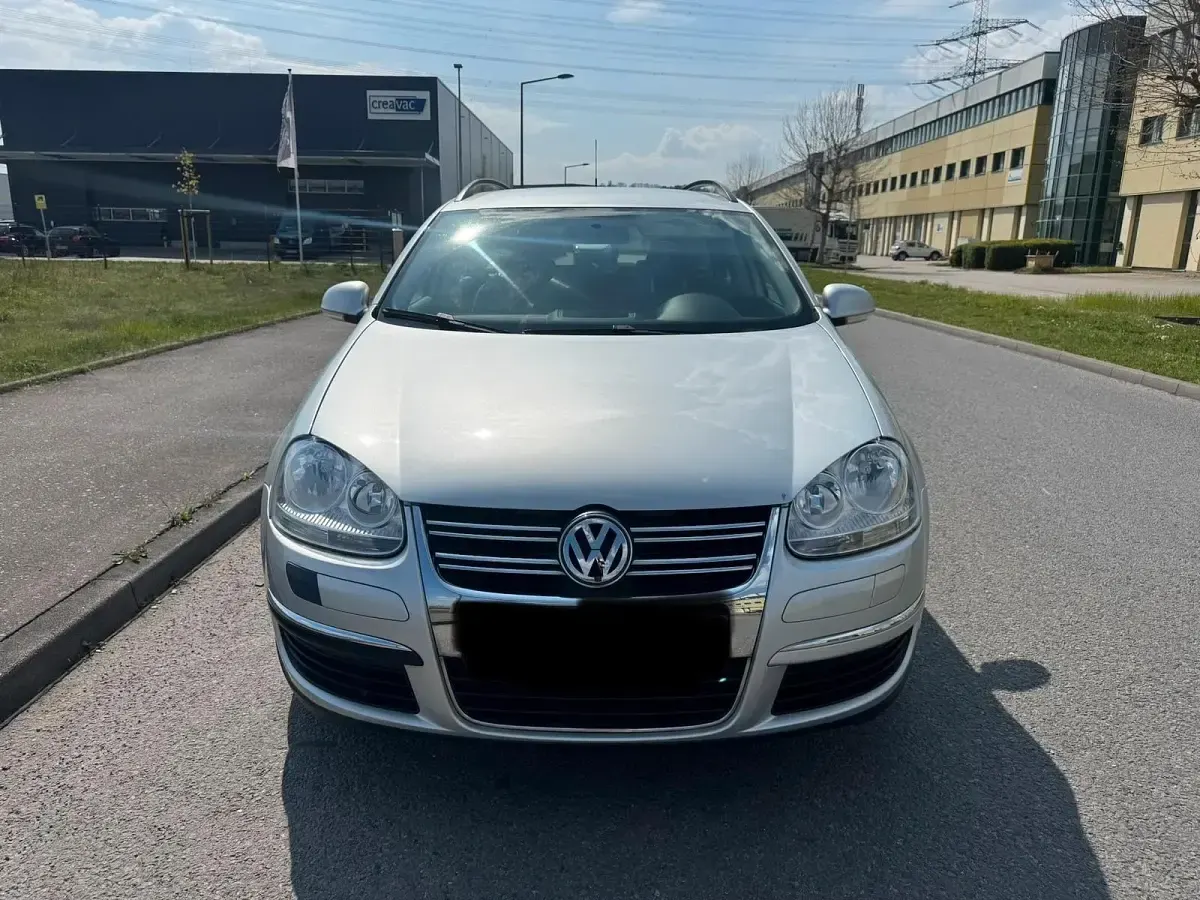Gebraucht VW Golf VI 85 PS (62 kW) 2008 Silber Kleinwagen