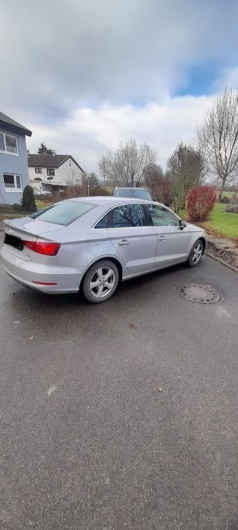 Gebraucht Audi A3 Ambition 140 PS (102 kW) 2014 Silber Limousine