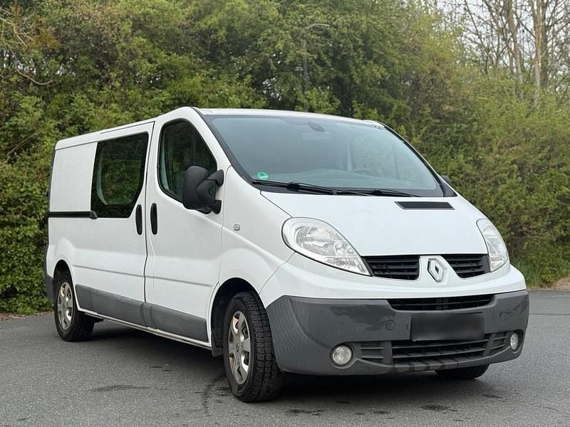 Gebraucht Renault Trafic 90 PS (66 kW) 2012 Weiß Van / Kleinbus