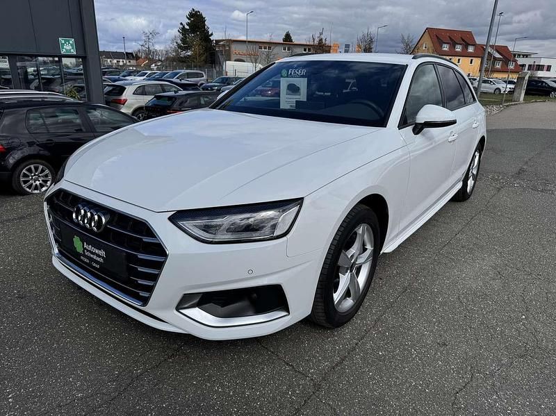 Gebraucht Audi A4 Advanced Plus 204 PS (150 kW) 2023 Ibisweiß Kombi