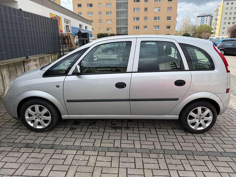 Gebraucht Opel Meriva Enjoy 101 PS (74 kW) 2004 Silber Van / Kleinbus