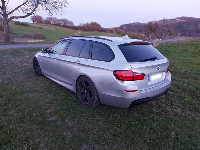 Gebraucht BMW 535 M Sport 313 PS (230 kW) 2011 Silber Kombi