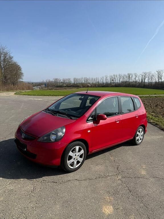 Gebraucht Honda Jazz LS 77 PS (56 kW) 2006 Rot Kleinwagen