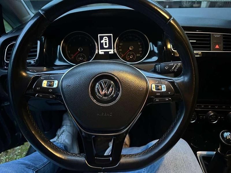 Gebraucht VW Golf VII Join 116 PS (85 kW) 2018 Silber Limousine