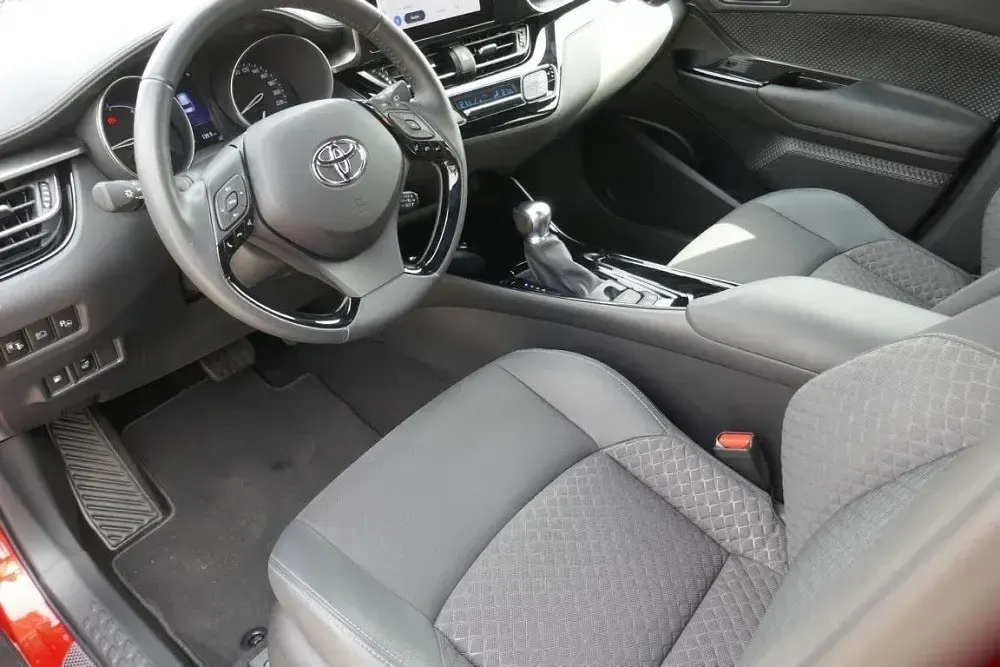 Gebraucht Toyota C-HR Team 152 PS (111 kW) 2023 SUV