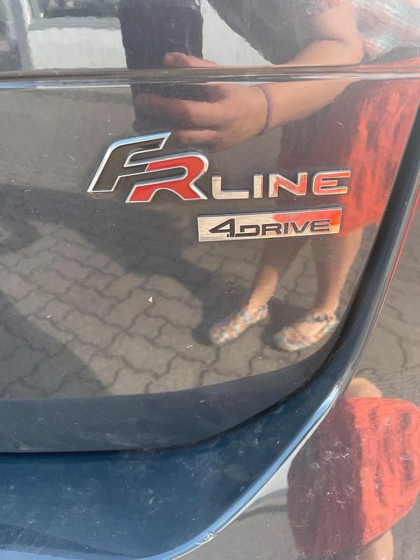 Grau Gebraucht 2019 Seat Alhambra 4Drive Van / Kleinbus | 24.999 € (Teuer) - Bild 1/4