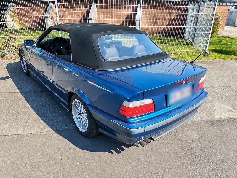 Gebraucht BMW 320 Cabriolet 150 PS (110 kW) 1999 Blau Cabrio