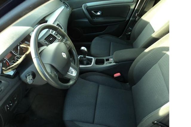 Gebraucht Renault Laguna III Dynamique 140 PS (102 kW) 2007 Blau Limousine