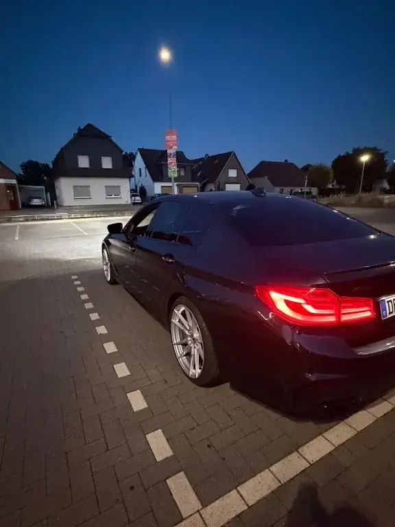 Gebraucht BMW M550 Performance 462 PS (339 kW) 2017 Schwarz Limousine
