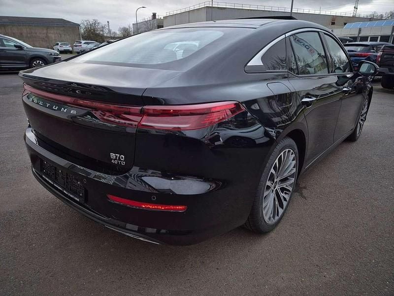 Neu DFSK Fengon 218 PS (160 kW) 2026 Silber Limousine