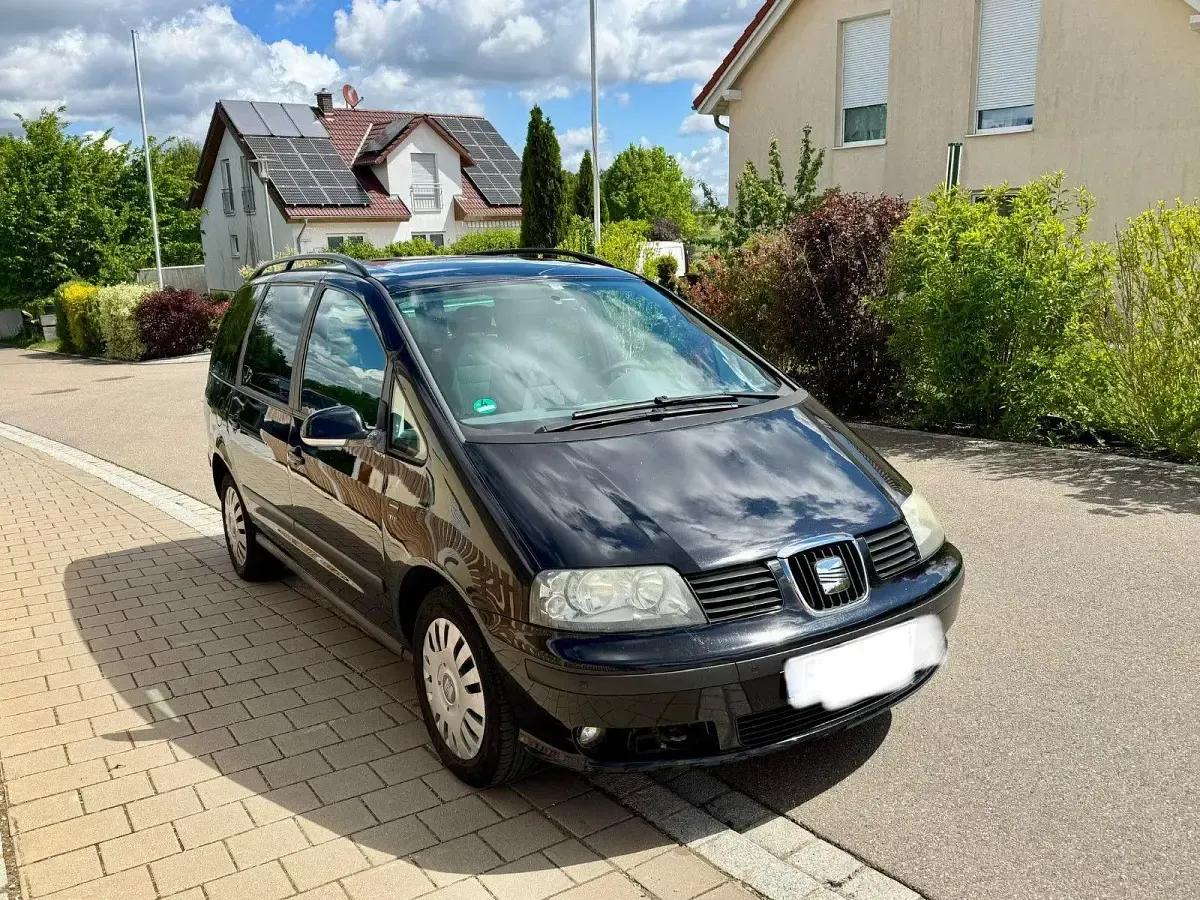 Gebraucht Seat Alhambra Reference 140 PS (102 kW) 2010 Schwarz Van / Kleinbus