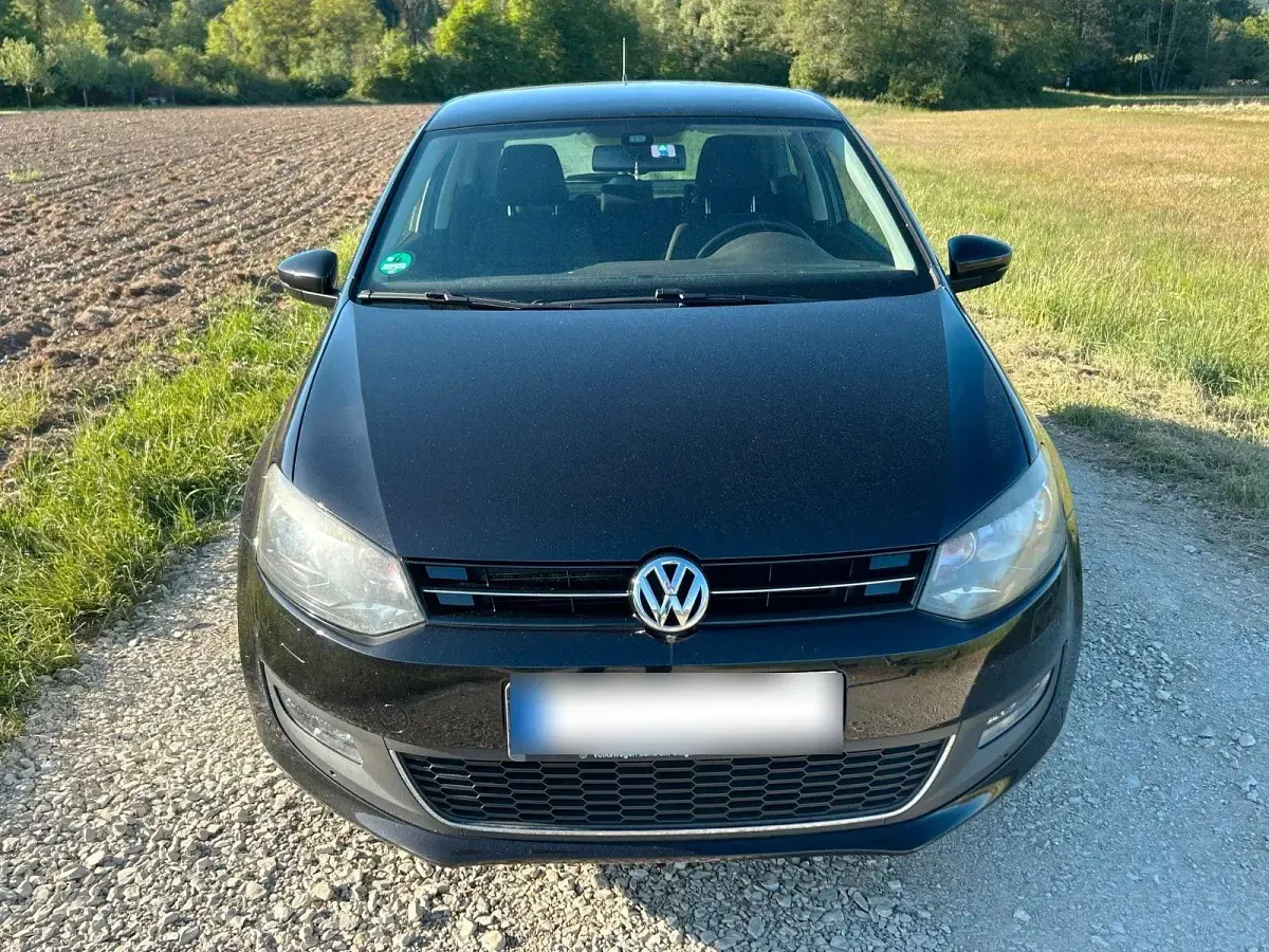 Gebraucht VW Polo Life 90 PS (66 kW) 2013 Schwarz Kleinwagen