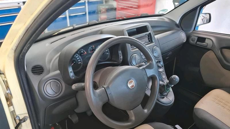 Gebraucht Fiat Panda 60 PS (44 kW) 2009 Gelb Kleinwagen