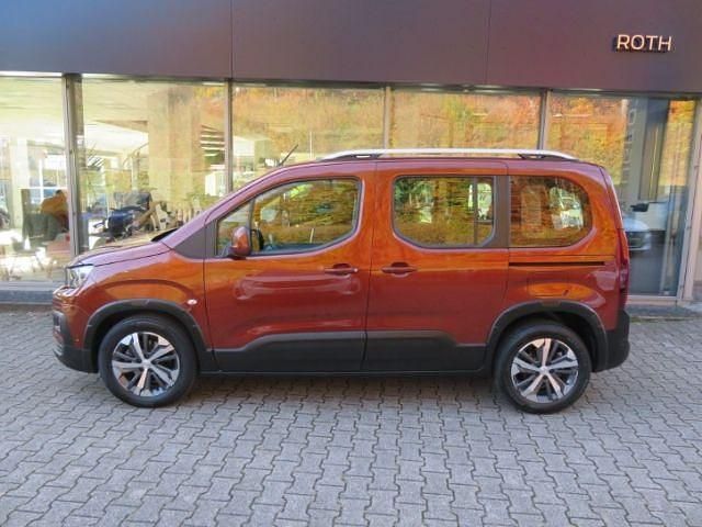 Braun Gebraucht 2018 Peugeot Rifter Allure Van / Kleinbus | 18.490 € (Etwas zu teuer) - Bild 1/4