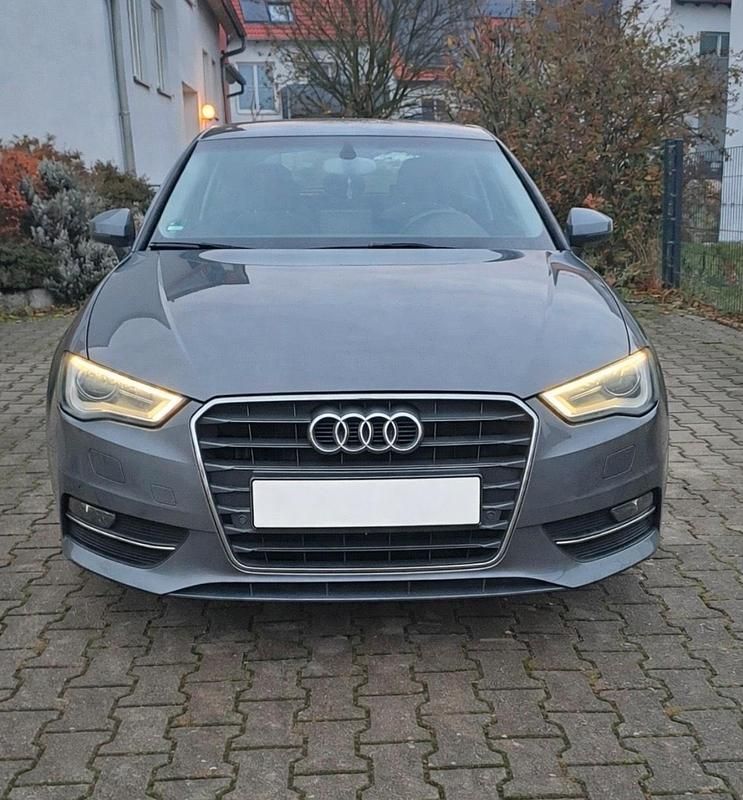 Gebraucht Audi A3 122 PS (89 kW) 2014 Grau Coupé
