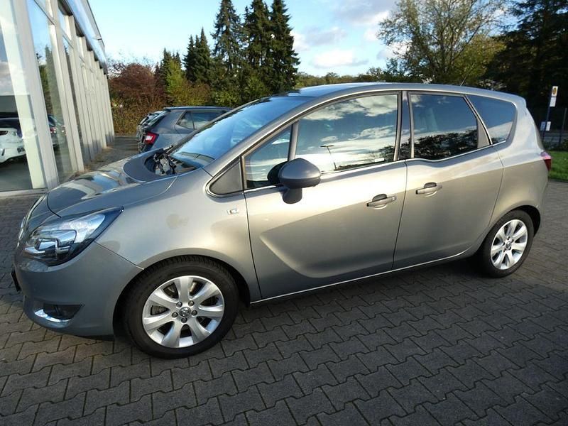 Grau Gebraucht 2016 Opel Meriva Van / Kleinbus | 7.990 € (Fairer Preis) - Bild 1/4