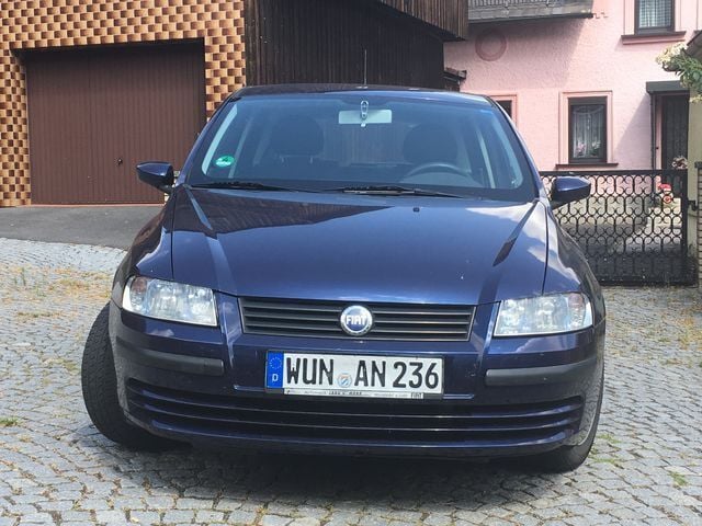 Gebraucht Fiat Stilo 103 PS (75 kW) 2003 Blau Limousine