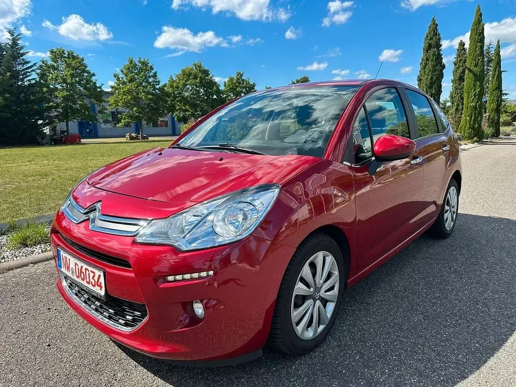 Gebraucht Citroën C3 SELECTION 82 PS (60 kW) 2015 Rot Limousine