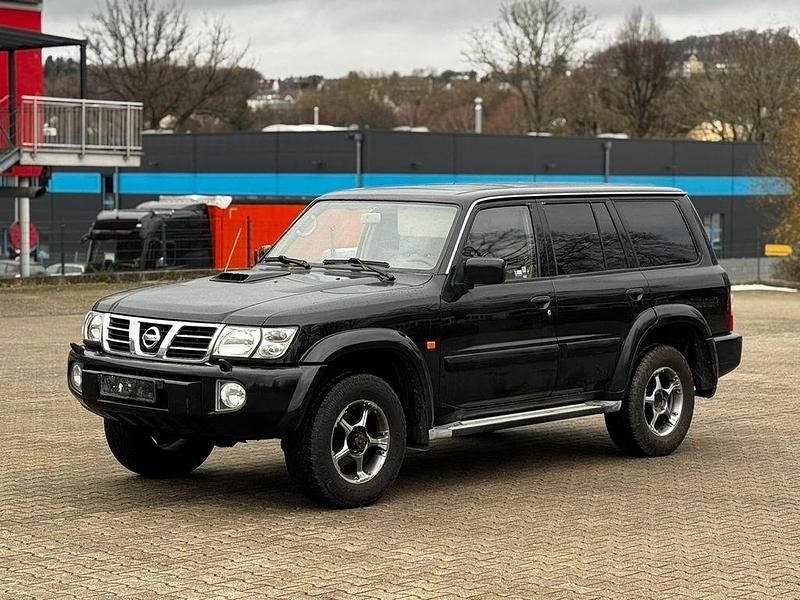Gebraucht Nissan Patrol 160 PS (117 kW) 2004 Schwarz SUV