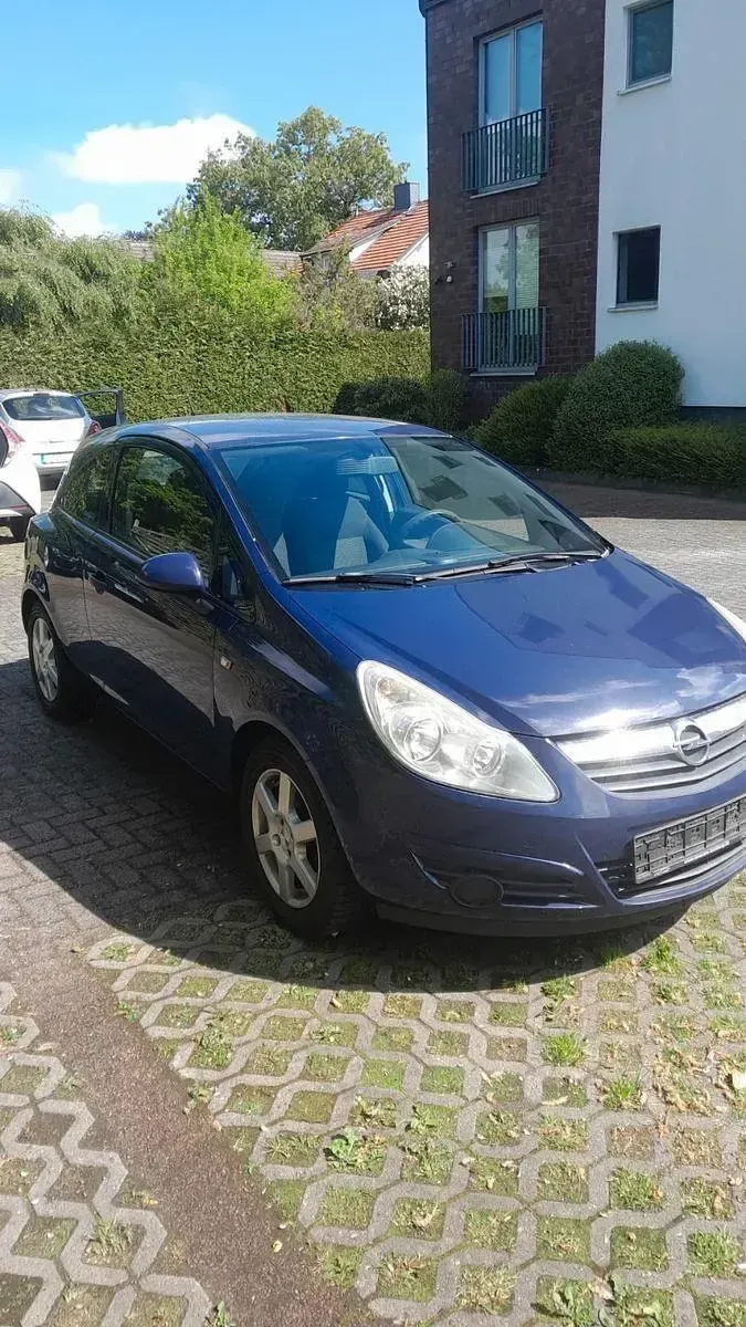 Gebraucht Opel Corsa Innovation 69 PS (50 kW) 2010 Blau Kleinwagen