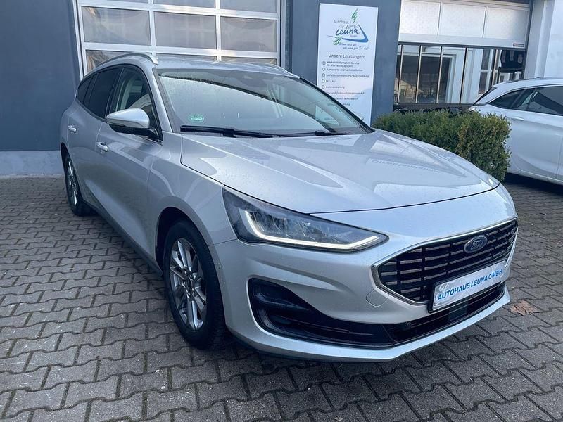 Używany Ford Focus 116 KM (85 kW) 2023 Srebrny Kombi