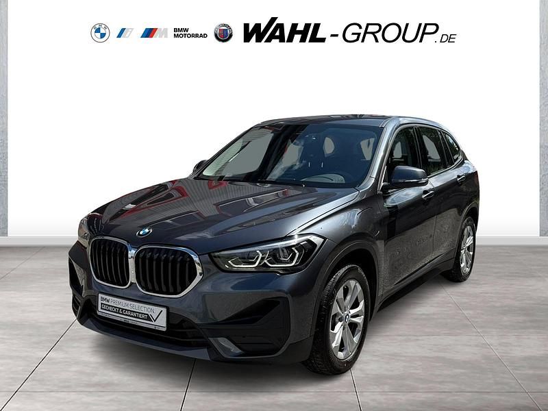 Grau Gebraucht 2021 BMW X1 Sport Line SUV | 25.890 € (Fairer Preis) - Bild 1/4