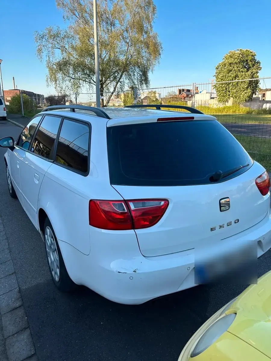 Gebraucht Seat Exeo 120 PS (88 kW) 2011 Weiß Kombi