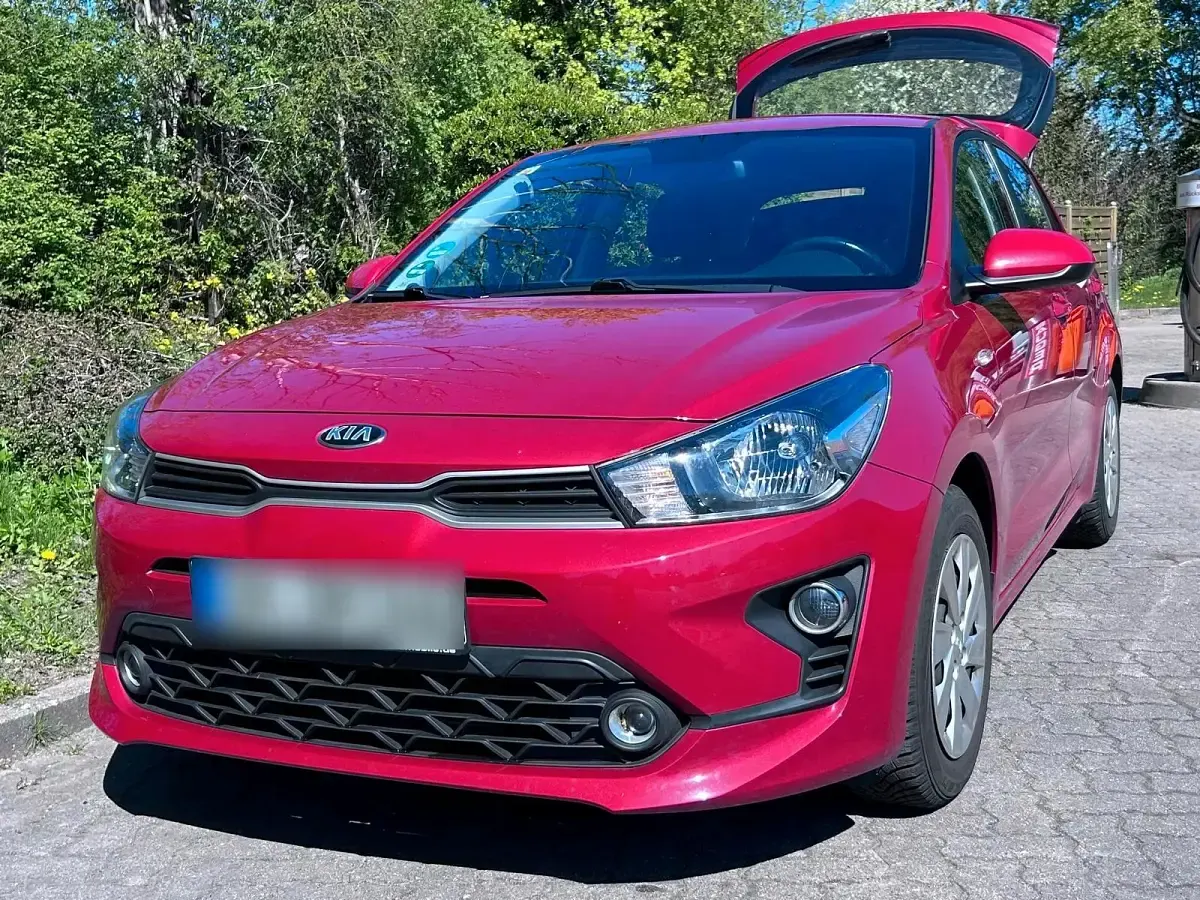 Gebraucht Kia Rio 81 PS (59 kW) 2020 Rot Kleinwagen