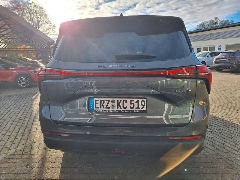 Gebraucht DFSK Forthing 4 177 PS (130 kW) 2025 Grau Van / Kleinbus