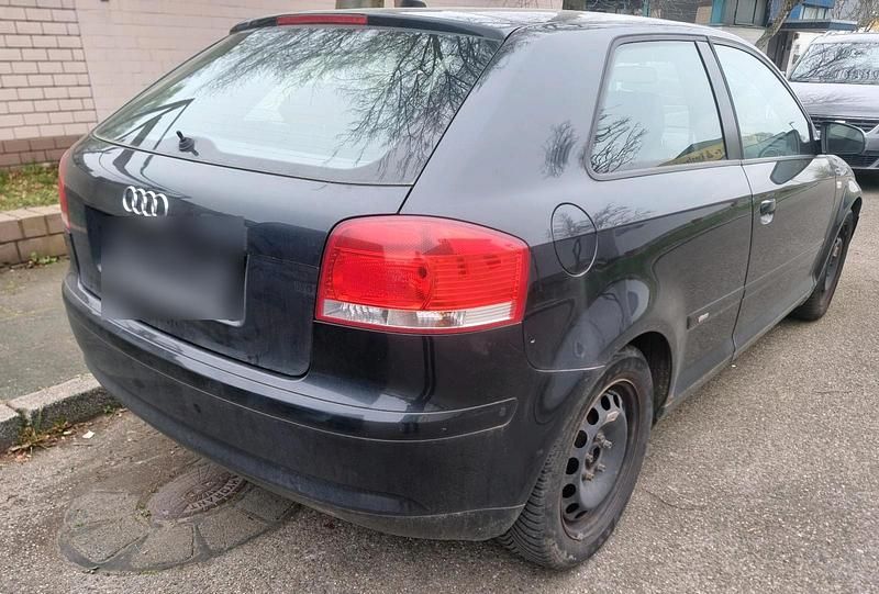 Gebraucht Audi A3 140 PS (102 kW) 2004 Schwarz Kleinwagen