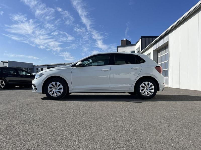 Gebraucht VW Polo Life 80 PS (58 kW) 2024 Weiß Kleinwagen
