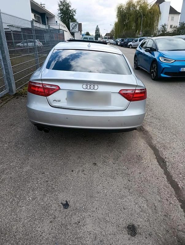 Gebraucht Audi A5 143 PS (105 kW) 2009 Grau Coupé