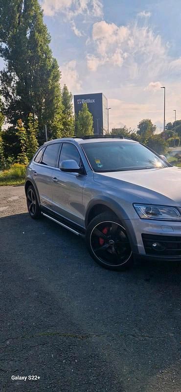 Grau Gebraucht 2016 Audi Q5 SUV | 15.200 € (Superpreis) - Bild 1/4
