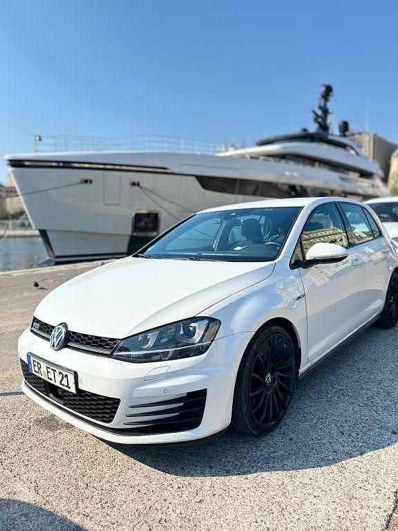 Weiß Gebraucht 2016 VW Golf VII GTD Limousine | 15.000 € (Fairer Preis) - Bild 1/4