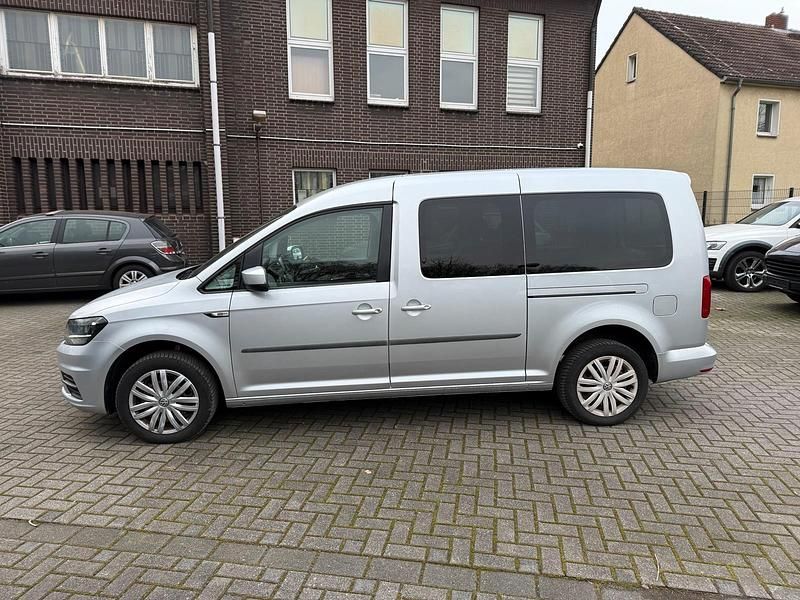 Gebraucht VW Caddy 122 PS (89 kW) 2018 Silber Van / Kleinbus