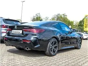 Gebraucht BMW 430 M Sport 286 PS (210 kW) 2025 Schwarz (black sapphire) Coupé