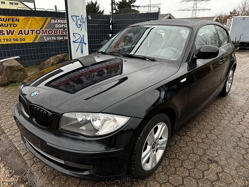 Schwarz Gebraucht 2010 BMW 116 Advantage Kleinwagen | 5.999 € (Etwas zu teuer) - Bild 1/4