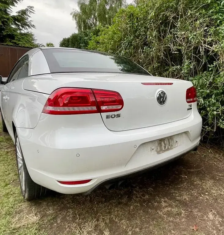 Gebraucht VW Eos Cup 122 PS (89 kW) 2015 Weiß Cabrio