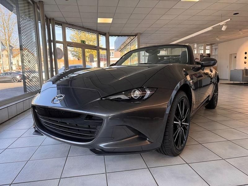 Neu Mazda MX5 184 PS (135 kW) 2025 Grau Cabrio