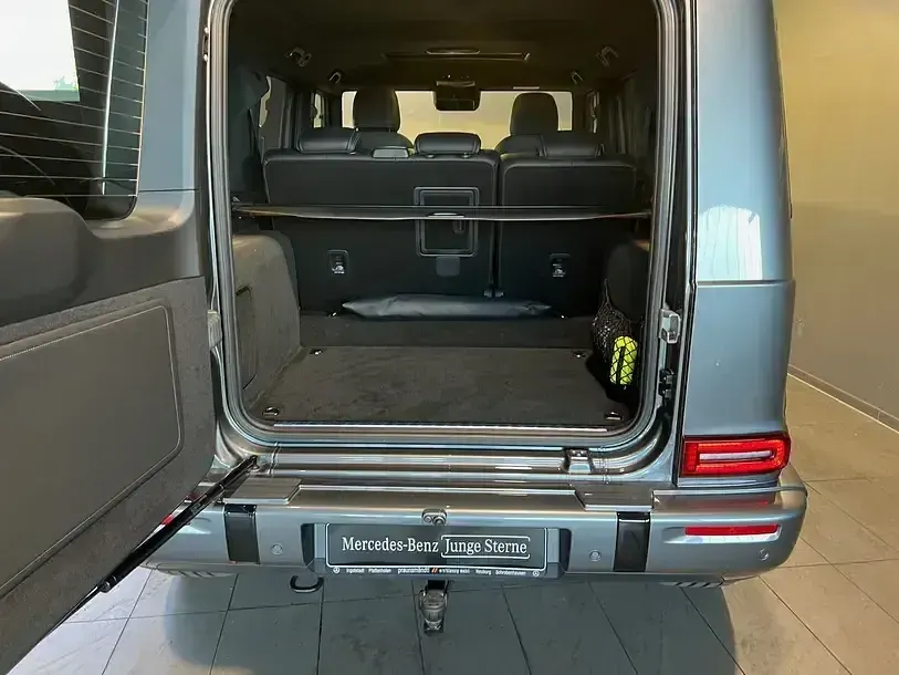 Gebraucht Mercedes G500 AMG 449 PS (330 kW) 2025 Grau SUV
