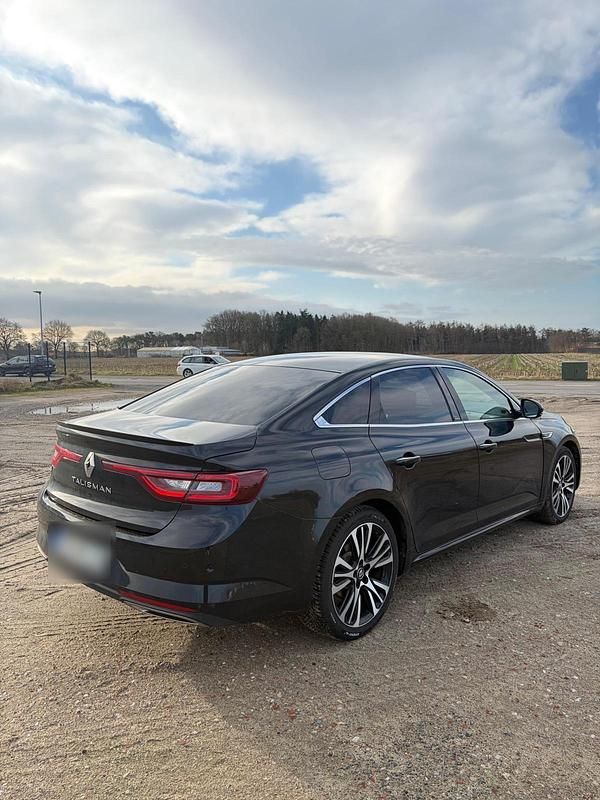 Gebraucht Renault Talisman Initiale Paris 160 PS (117 kW) 2017 Schwarz Limousine