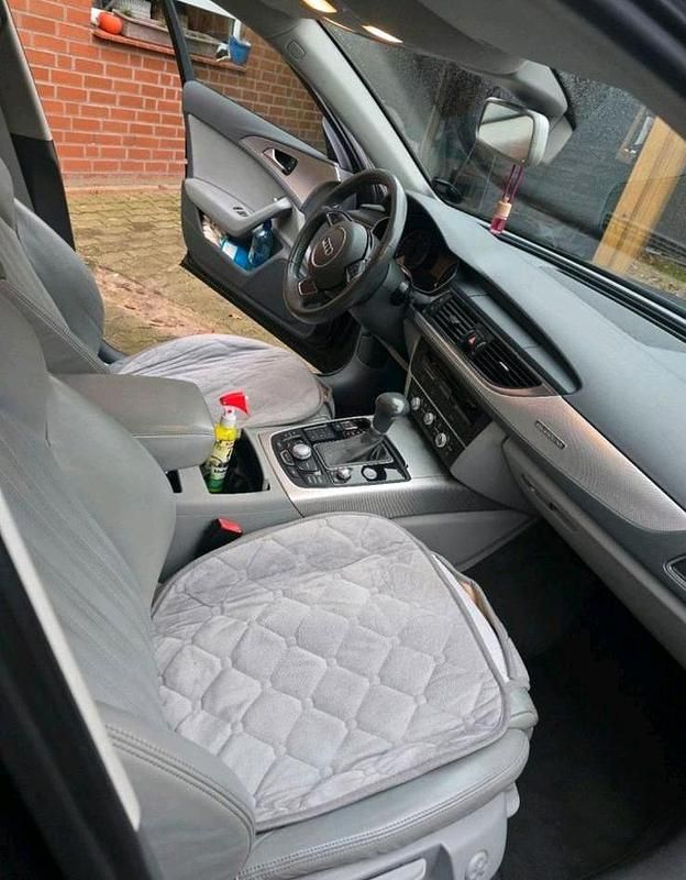 Gebraucht Audi A6 204 PS (150 kW) 2012 Blau Kombi