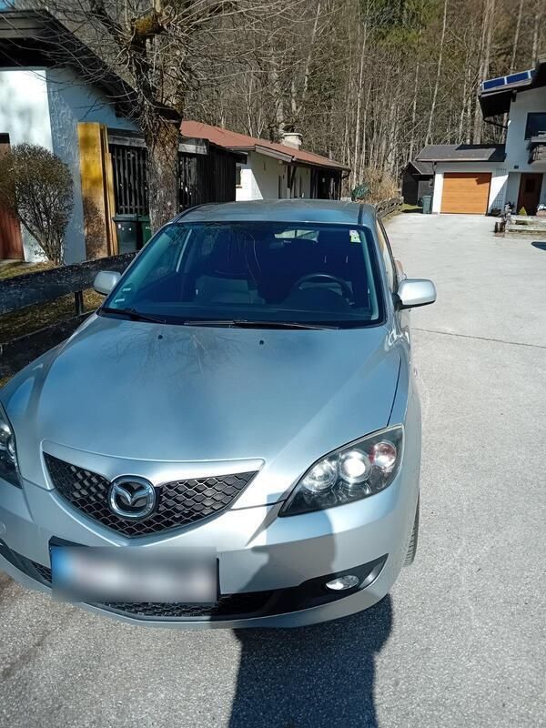 Silber Gebraucht 2007 Mazda 3 Kleinwagen | 2.290 € (Fairer Preis) - Bild 1/4