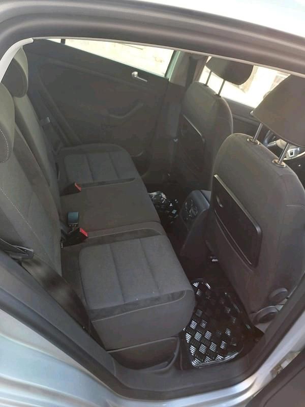 Gebraucht VW Golf VI 105 PS (77 kW) 2011 Silber Kleinwagen