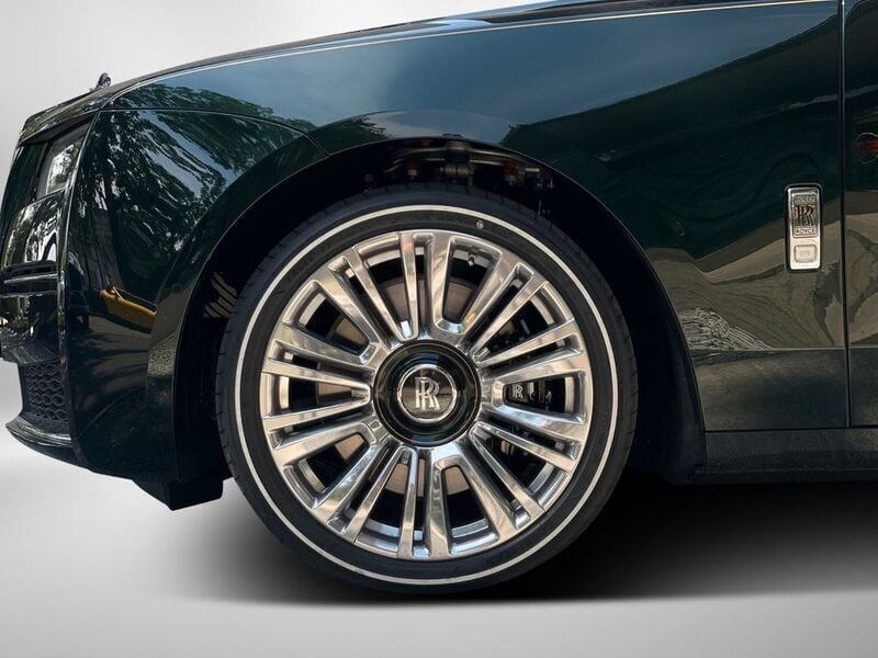 Usata Rolls Royce Ghost 571 CV (419 kW) 2024 Marrone Berlina